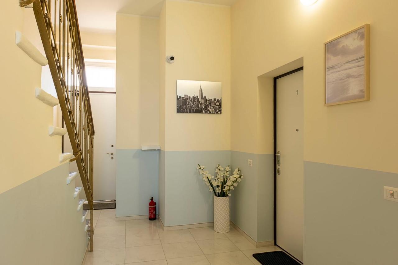Leader Apartment 4 - Monzino - Hockey Msg Arena - Linate - Milan Bagian luar foto